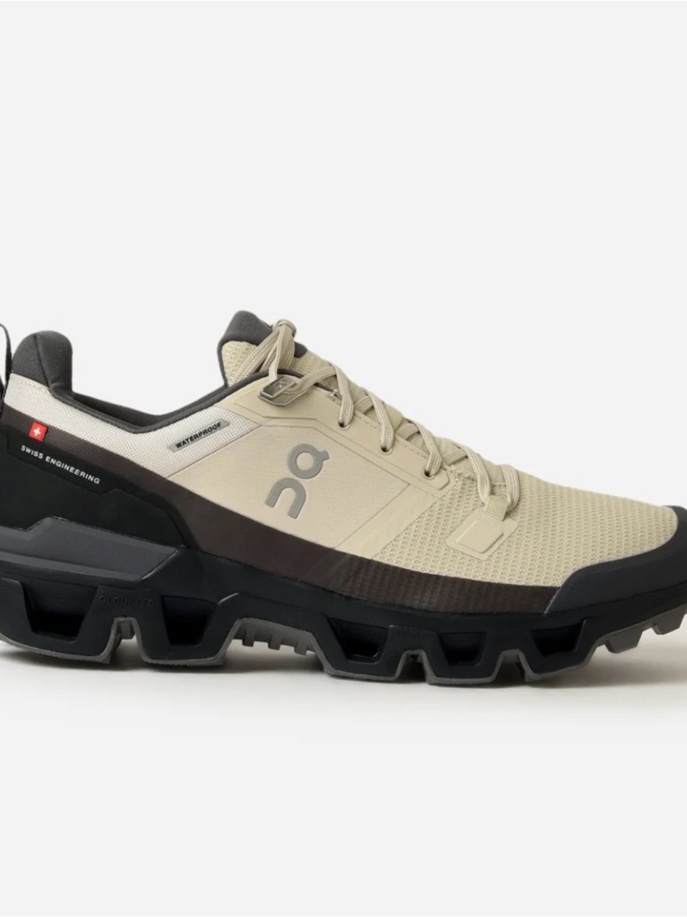 ISO On Women’s Cloudwander Shoe in Sand/Black US 6